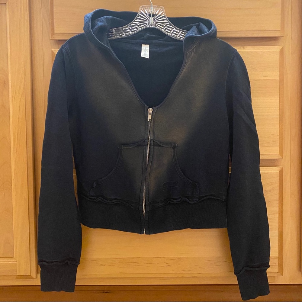 Fishbowl Clothing Women’s Crop Sweatshirt